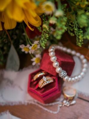 Jade & Saxxon wedding, planned by Magnolia Moss Events (photo 9)