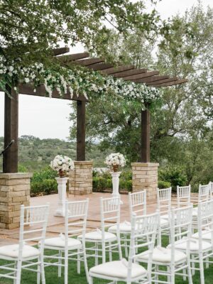 Alfredo + Motola wedding, planned by Magnolia Moss Events (photo 6)